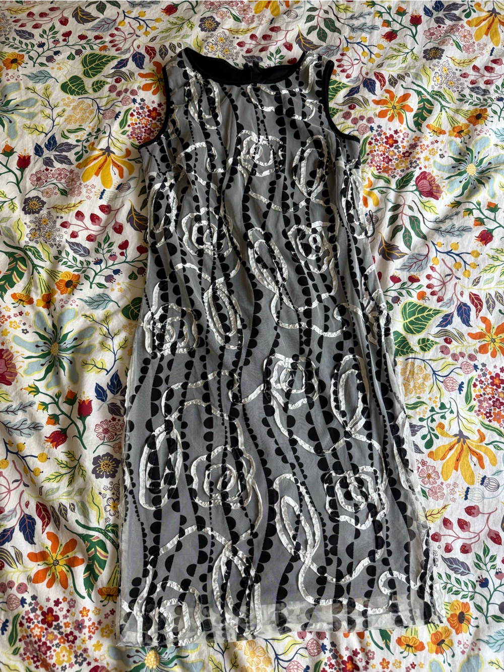 Frank Lyman Design Black and Silver Sequin Sleeveless Midi Dress